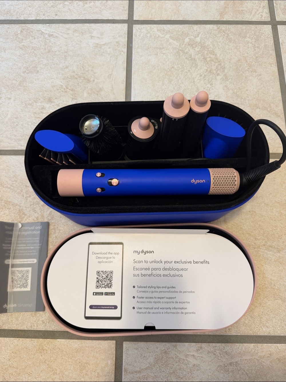 Dyson Hot Air Styler Set in Blue and Pink